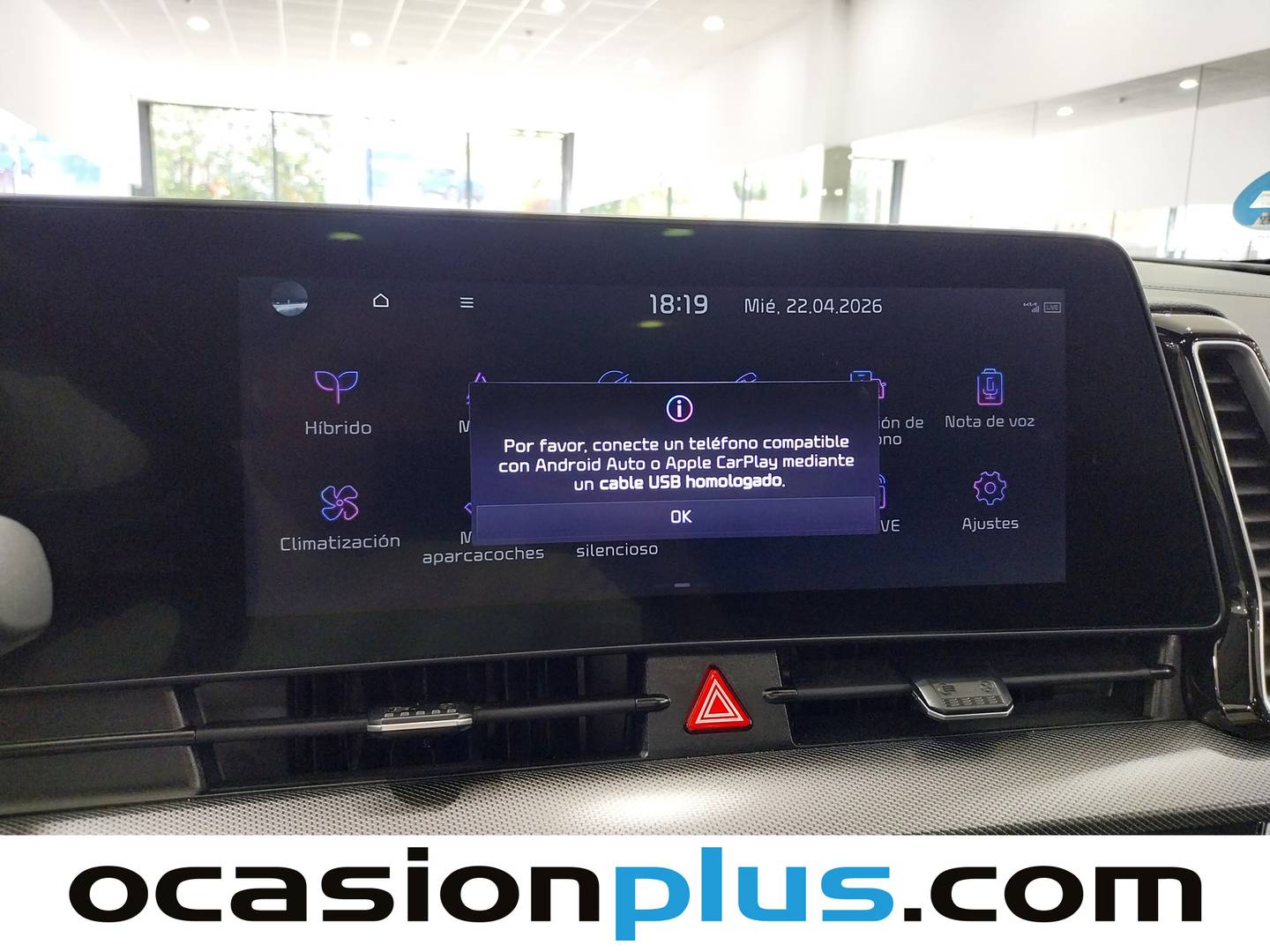 Accesorios del KIA Sportage KIA Sportage 1.6 T-GDi HEV Tech 4x2 Auto (230 CV)