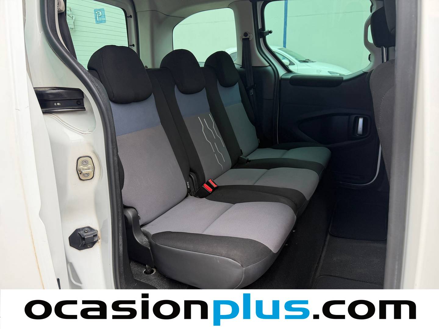 Foto Peugeot Partner Peugeot Partner Tepee Combi 1.6 BlueHDI Active (100 CV)