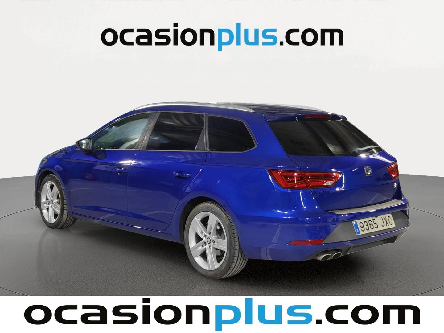 Foto delantera Seat León Seat León ST 2.0 TDI S&S FR (150 CV) derecha