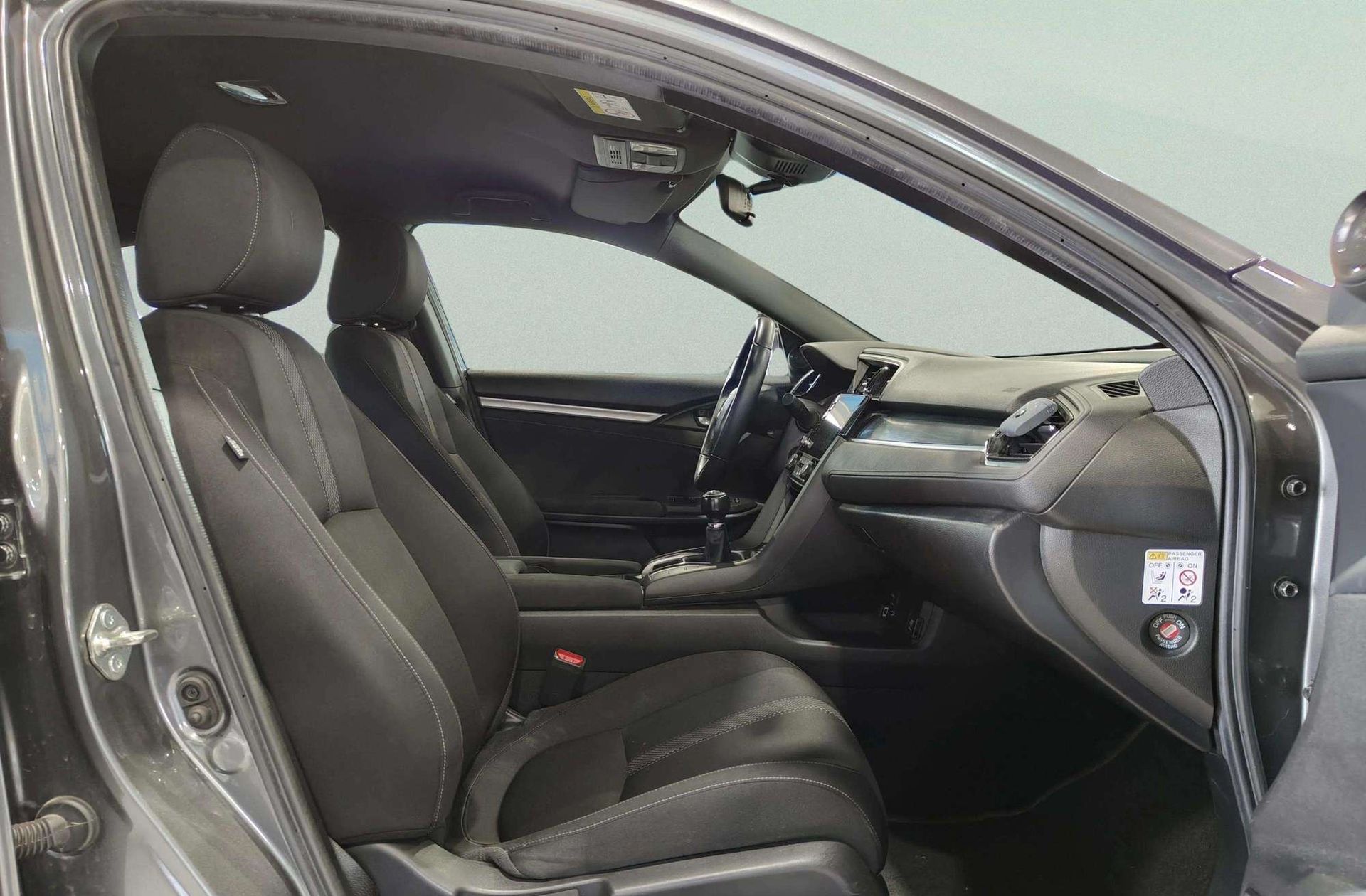 Honda Civic 1.0 I-VTEC Turbo Elegance Navi - foto 16