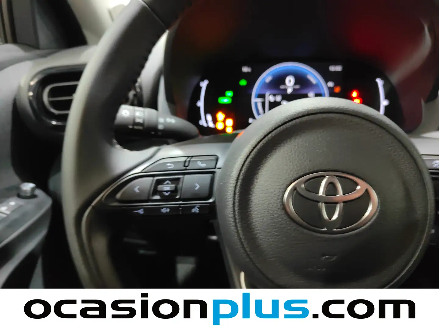 Foto Toyota Yaris Cross Toyota Yaris Cross 120H Business Plus (116 CV)