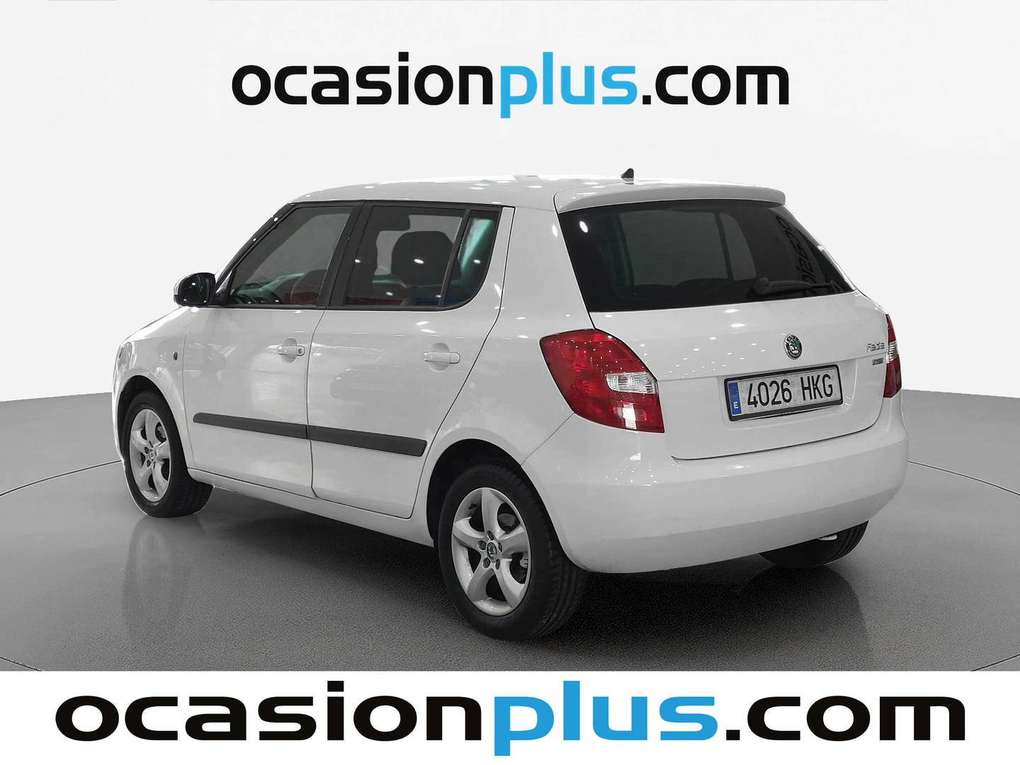 Foto trasera Skoda Fabia Skoda Fabia 1.2 TSI 85cv Family (85 CV) izquierda