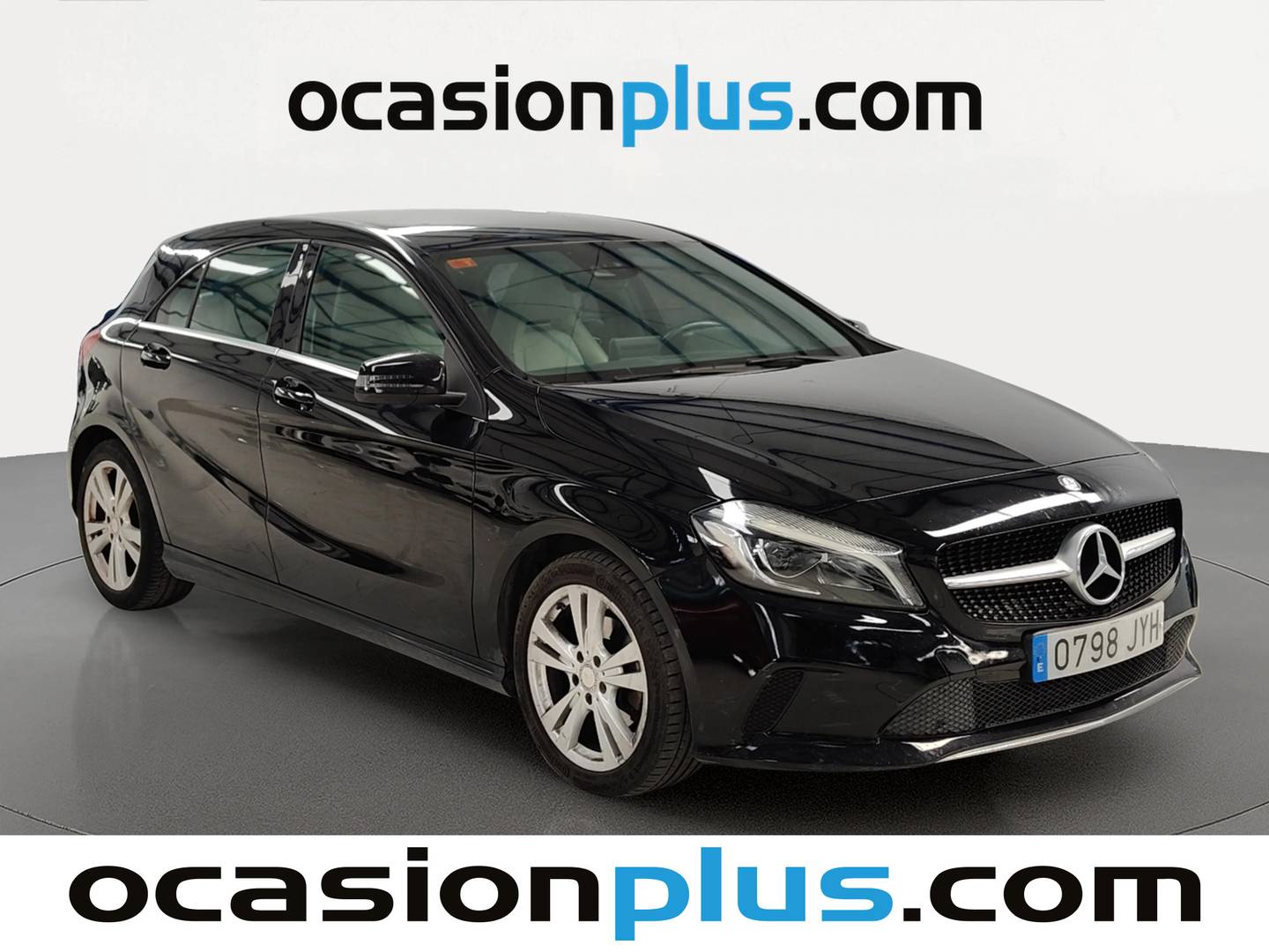 Foto delantera Mercedes Clase A Mercedes Clase A 200 d (136 CV) derecha