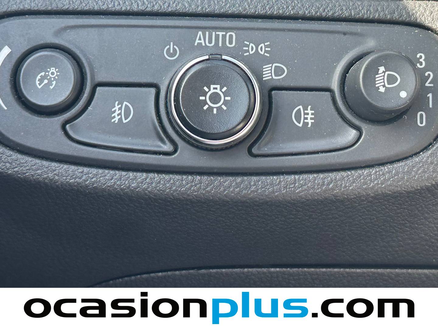 Paquetes del Opel Mokka X Opel Mokka X 1.6 CDTI S&S Selective 4X2 (136 CV)