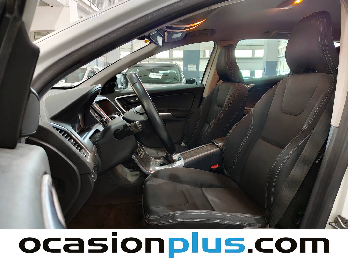 Foto asientos delanteros Volvo XC60 Volvo XC60 D3 Kinetic (150 CV)