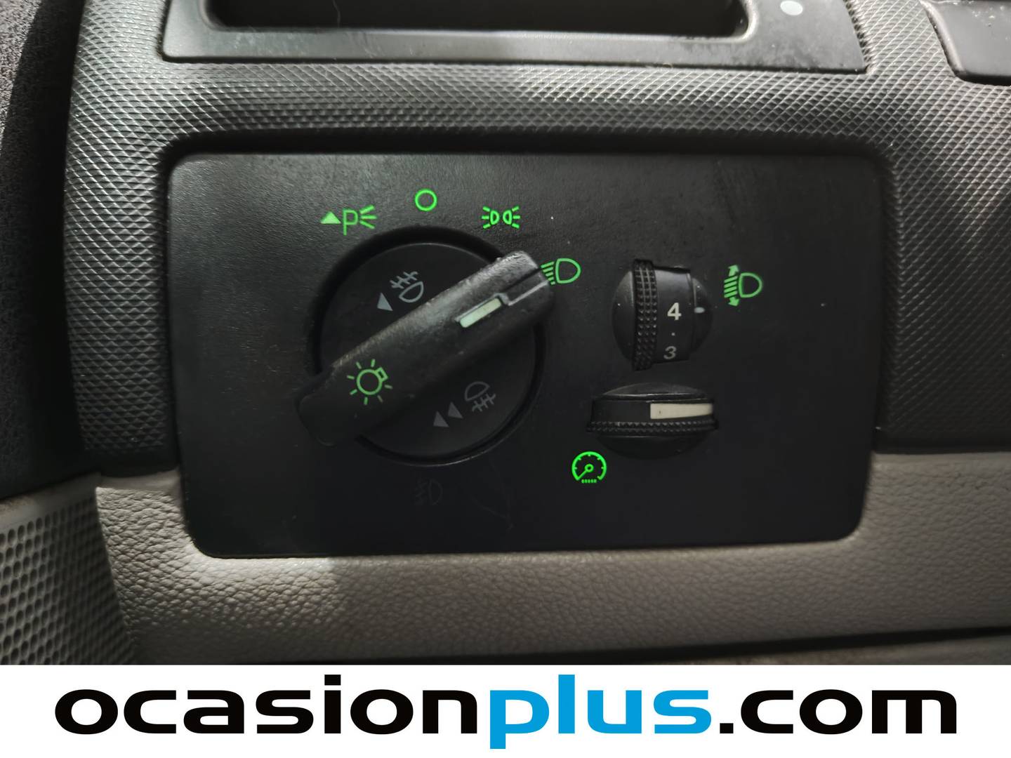 Foto Ford Mondeo Ford Mondeo 2.0 TDdi Sedan Ghia  (115 CV)