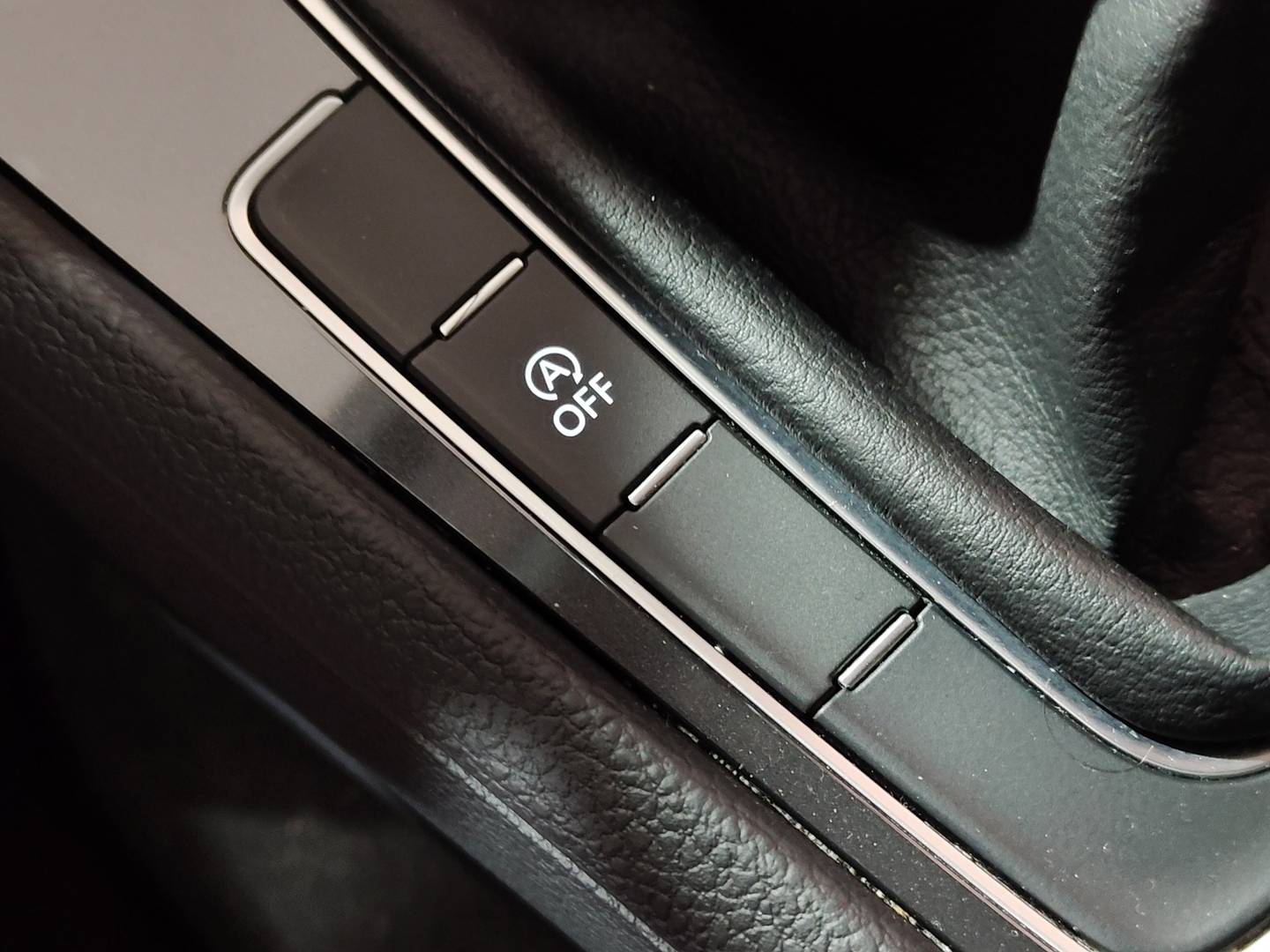 Foto Volkswagen Golf Volkswagen Golf 1.5 TSI Evo (130 CV)