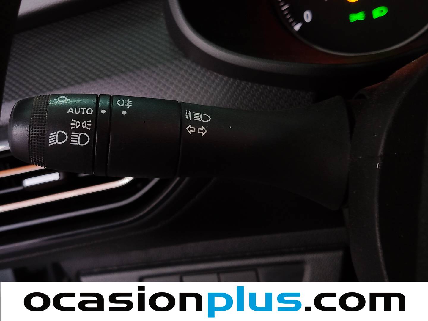 Equipamiento del Dacia Sandero Dacia Sandero Stepway Essential ECO-G (101 CV)