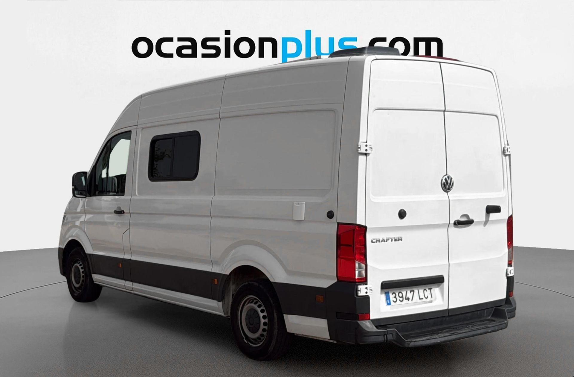 Volkswagen Crafter 35 Furgón Batalla Media L3H3 2.0 TDI 4 plazas Camperizada - foto 4