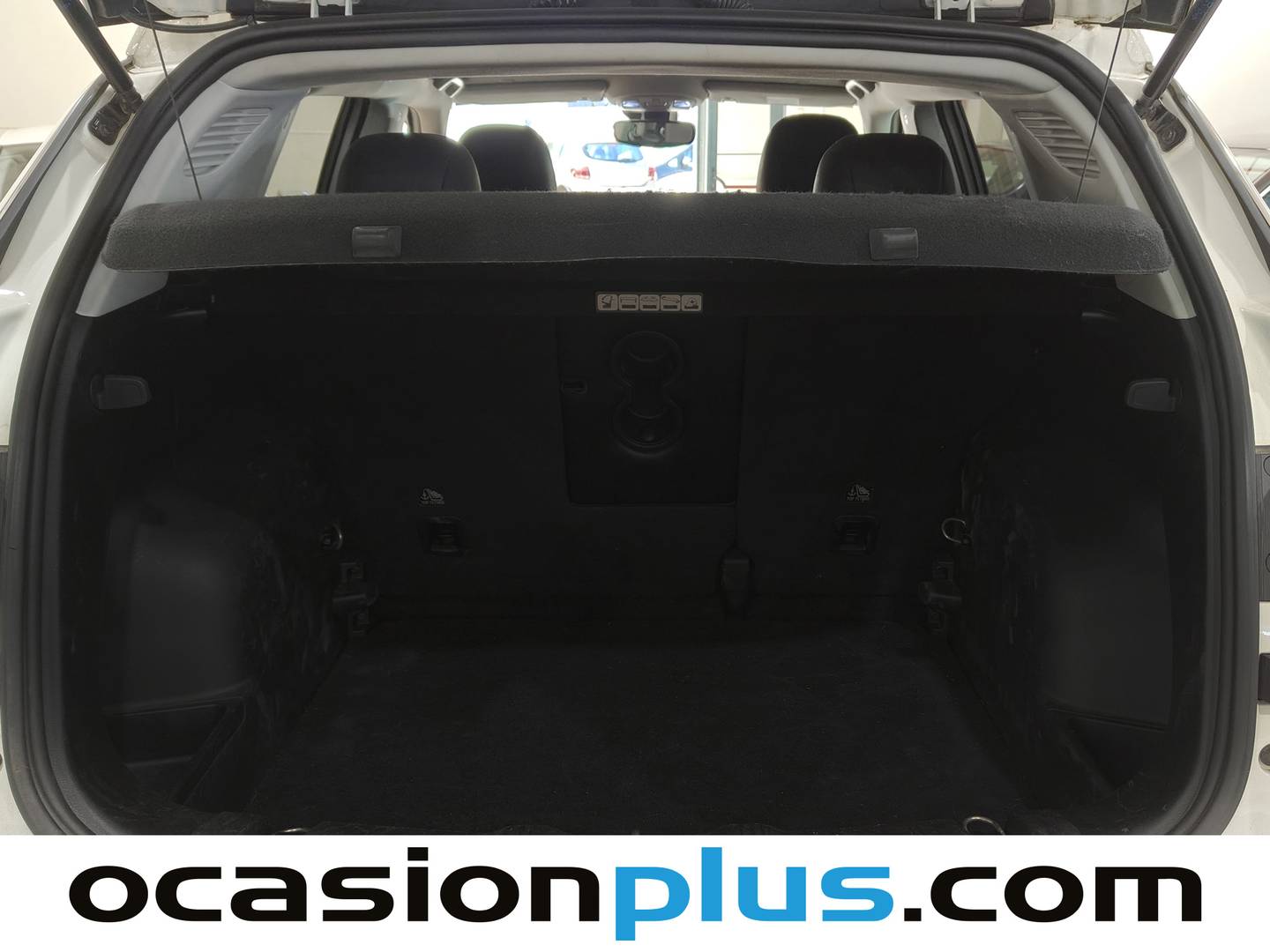 Fotos maletero Jeep Compass Jeep Compass 1.4 Multiair Limited 4x2 (140 CV)