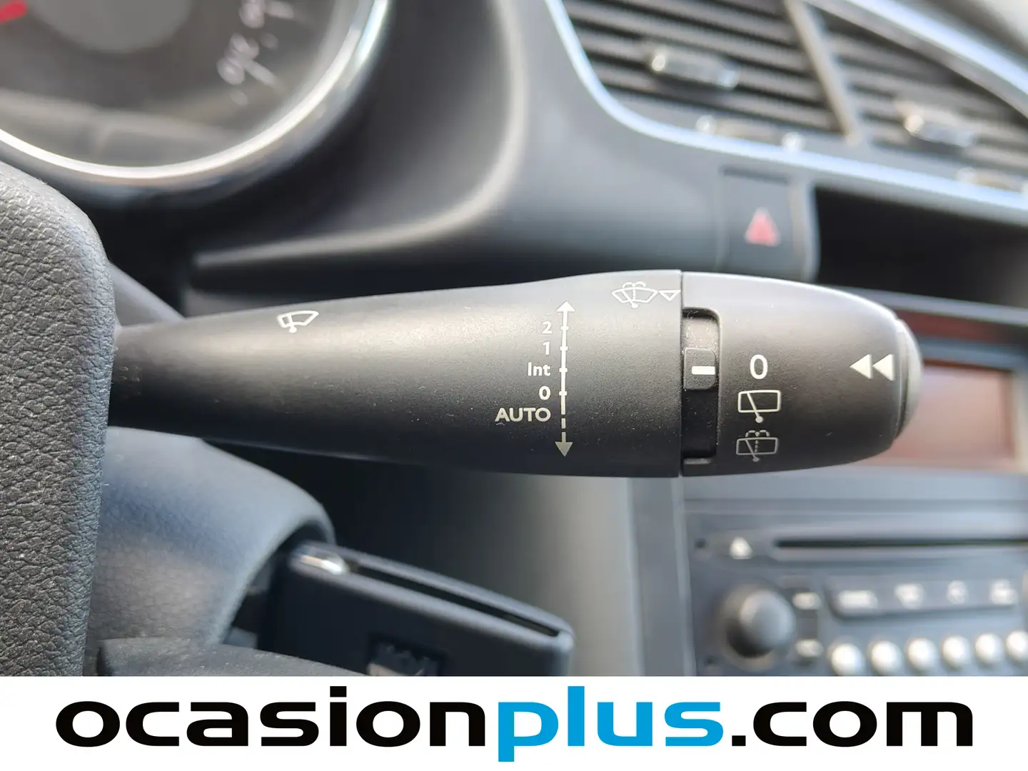 Foto Peugeot 3008 Peugeot 3008 1.6 THP Premium (156 CV)