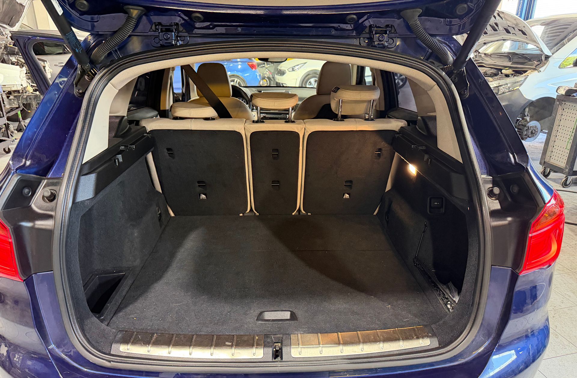 BMW X1 sDrive18d - foto 18