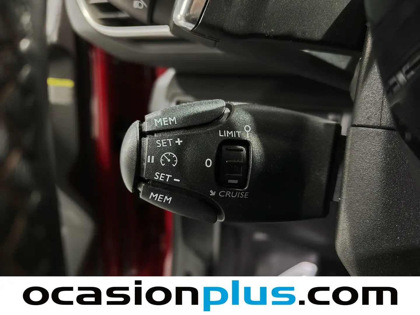 Foto Peugeot 3008 Peugeot 3008 BlueHDI 180 S&S GT Line EAT8 (180 CV)