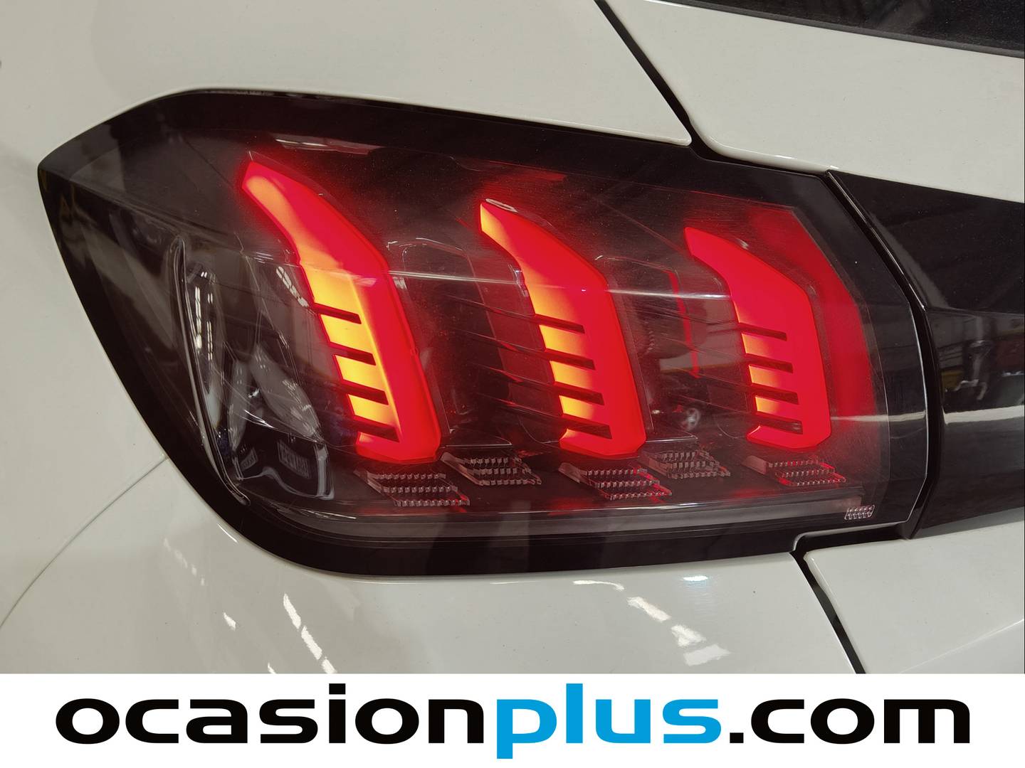 Foto Peugeot 208 Peugeot 208 PureTech 100 Allure (100 CV)