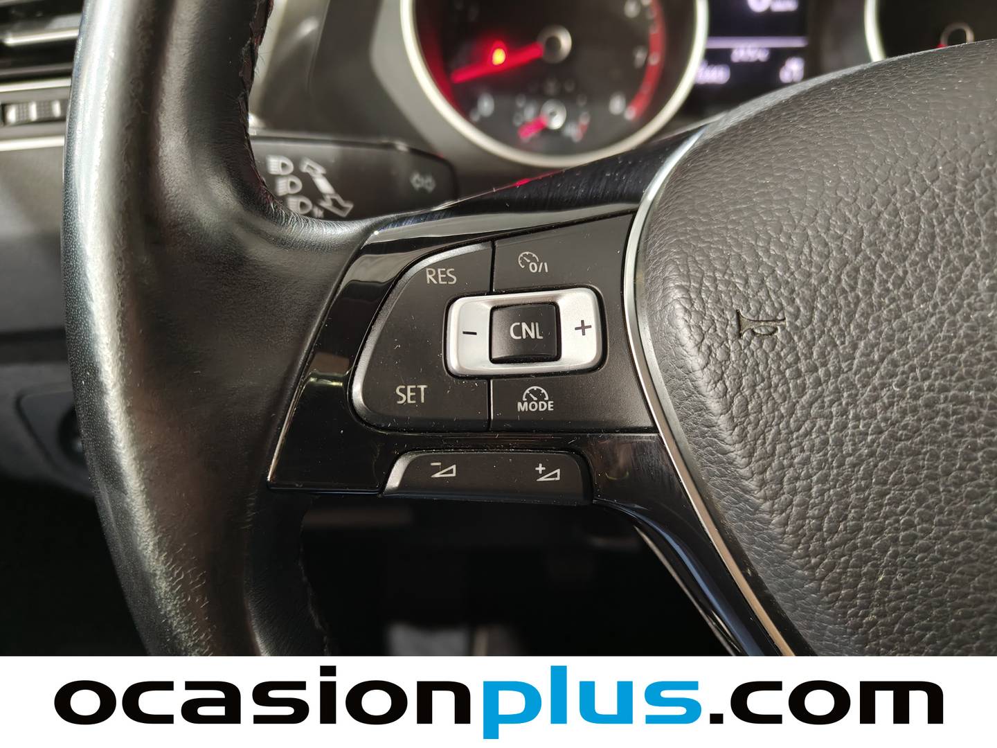 Foto Volkswagen Tiguan Volkswagen Tiguan Edition 1.4 TSI BMT (125 CV)