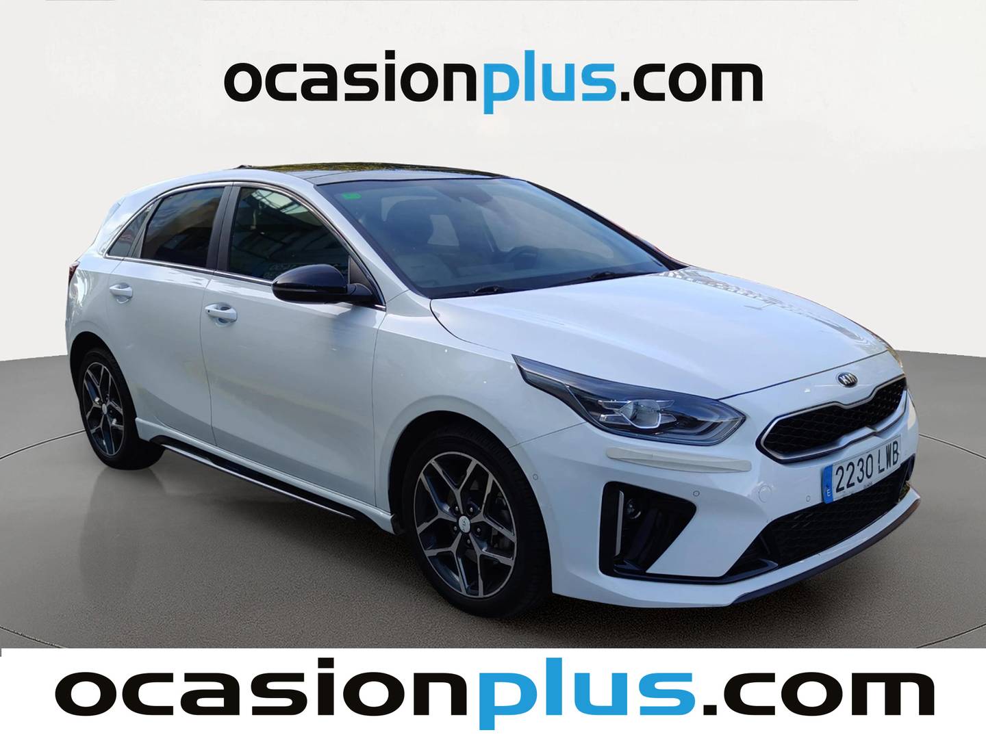 Foto delantera KIA Ceed KIA Ceed 1.6 MHEV GT Line DCT (136 CV) derecha