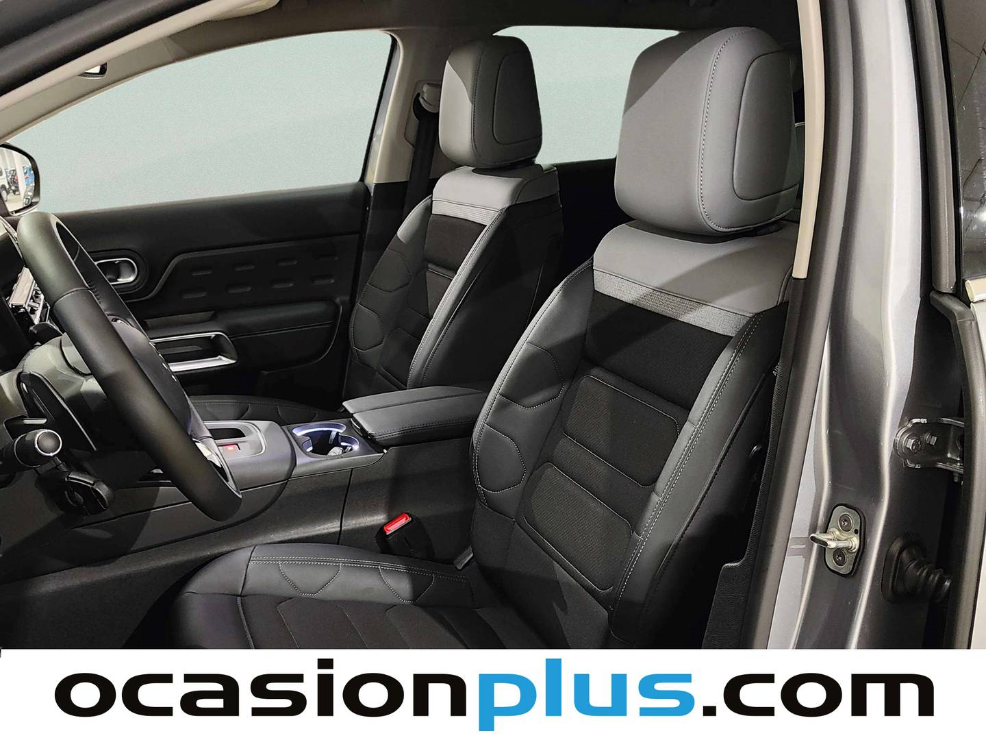 Foto asientos delanteros Citroën C5 Aircross Citroen C5 Aircross Plug-in Hybrid Max e-EAT8 (225 CV)