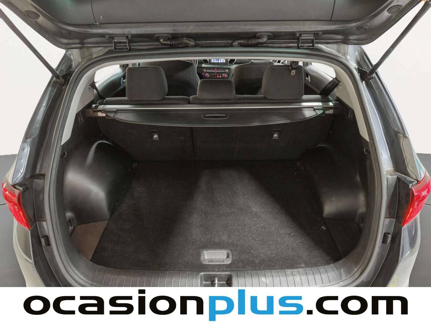 Fotos maletero KIA Sportage KIA Sportage 1.6 GDi x-Tech17 4x2 (132 CV)