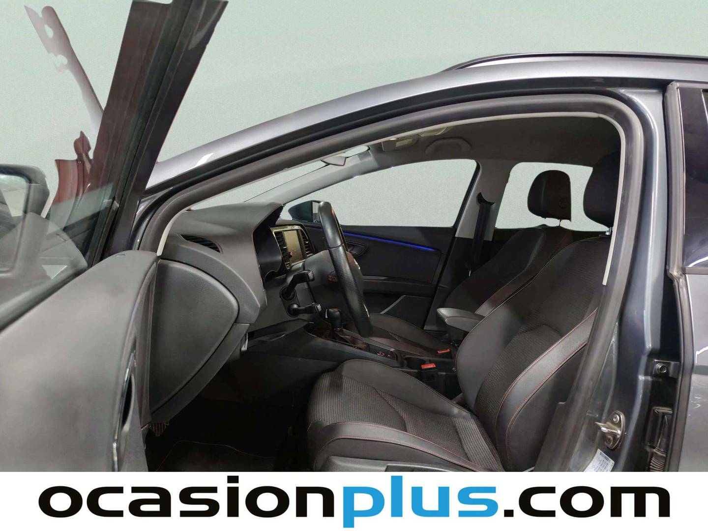 Foto asientos delanteros Seat León Seat León ST 1.4 TSI ACT S&S FR DSG7 (150 CV)