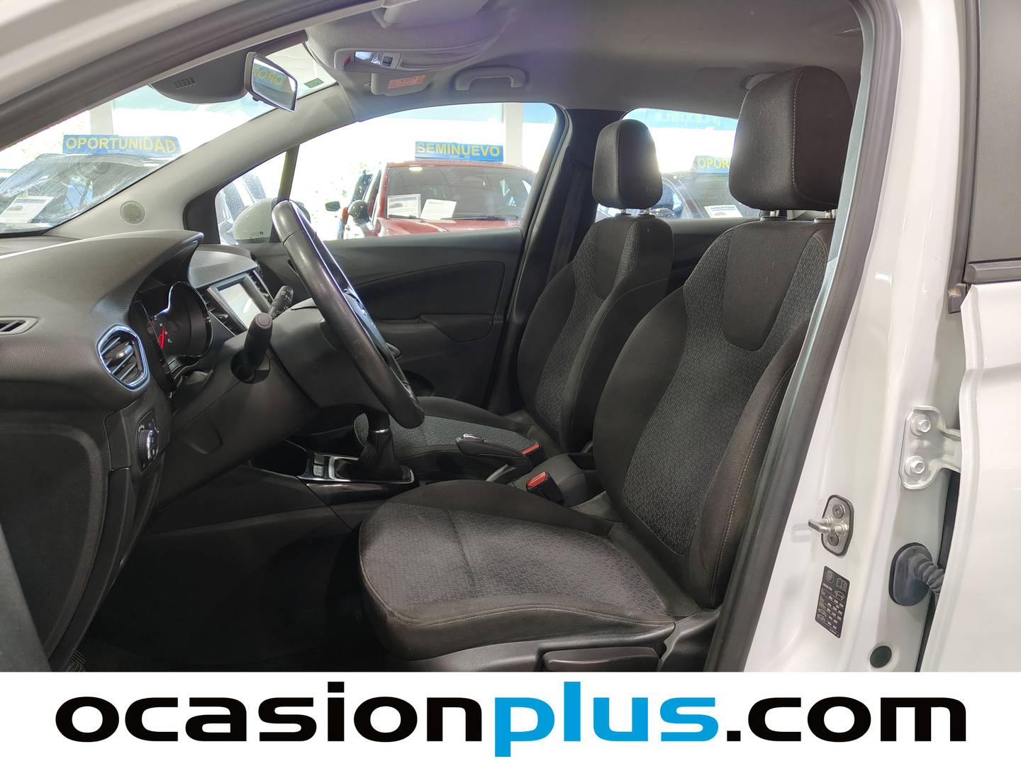 Foto asientos delanteros Opel Crossland X Opel Crossland X 1.2 Edition Pro (81 CV)