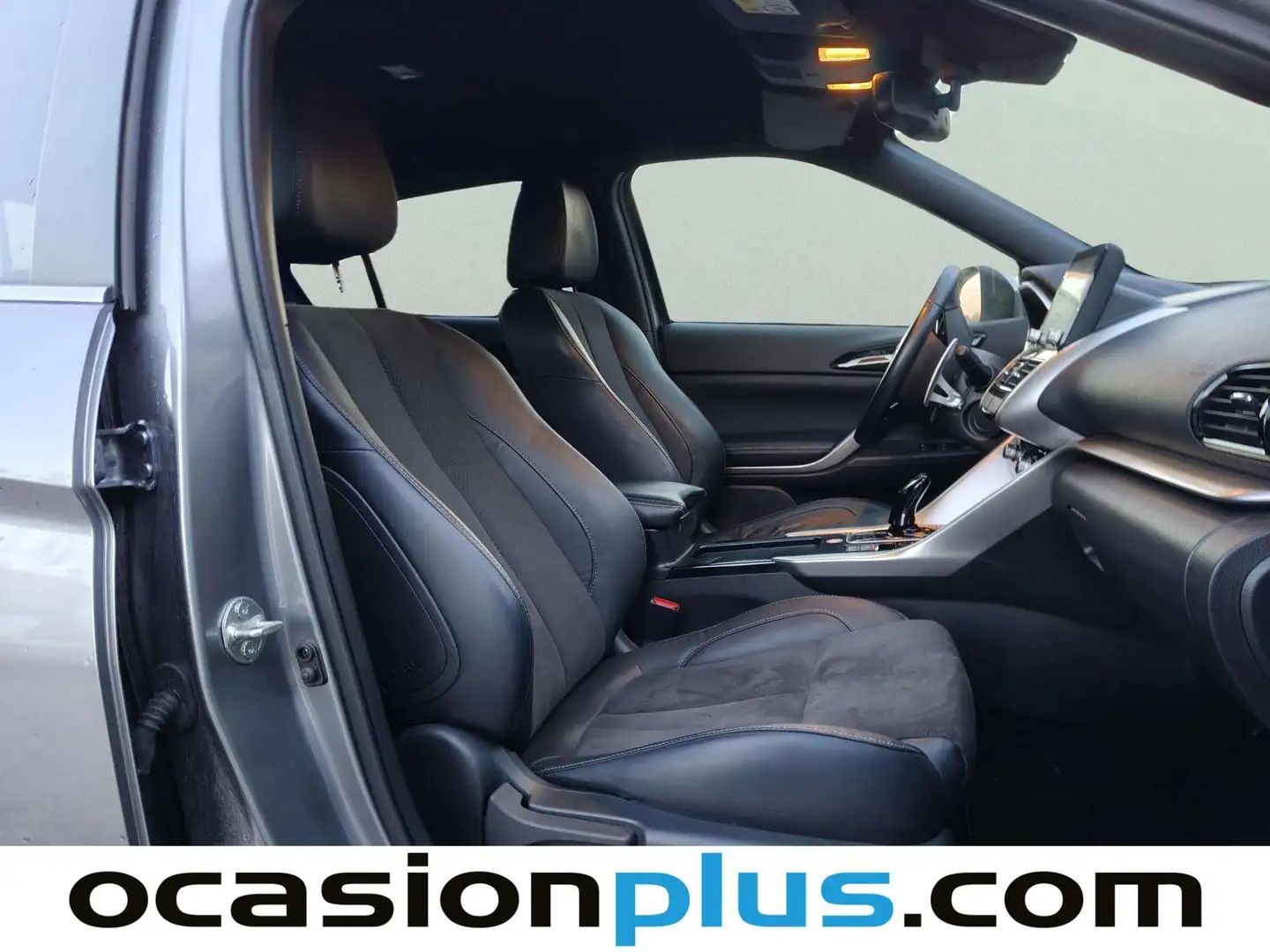 Foto Mitsubishi Eclipse Cross Mitsubishi Eclipse Cross 2.4 PHEV Kaiteki+ 4WD Auto (188 CV)