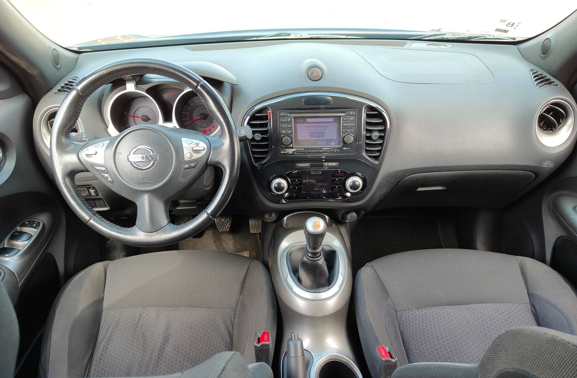 Nissan Juke 1.5 dCi Tekna Premium 4x2 - foto 6
