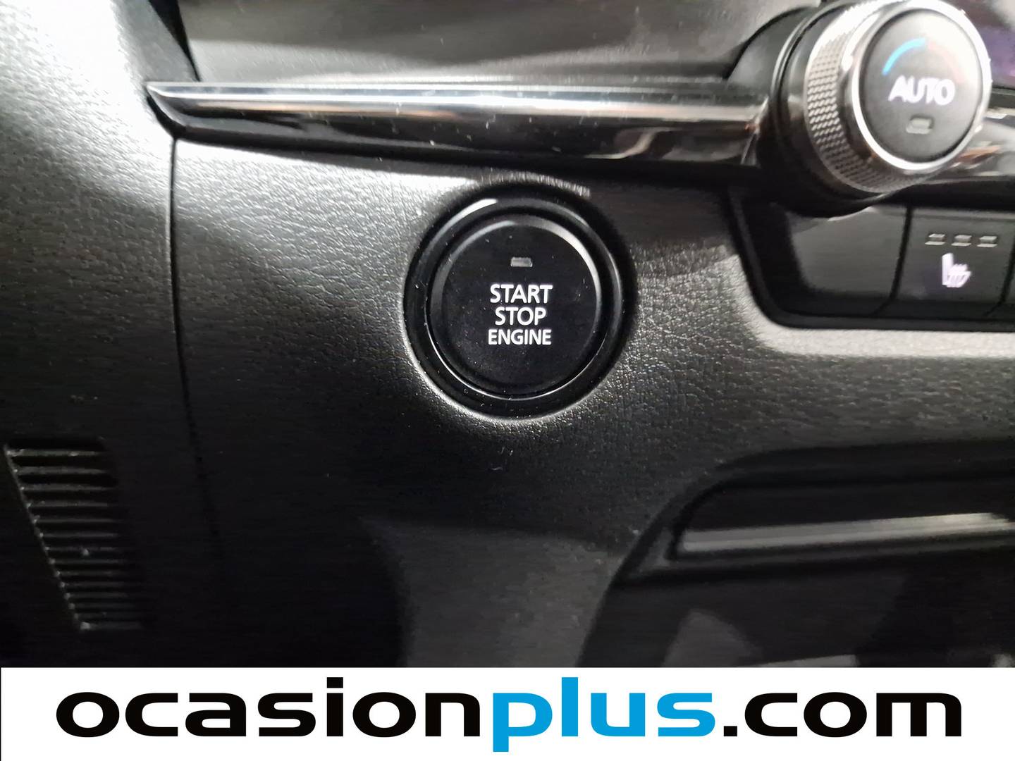 Foto Mazda CX-30 Mazda CX-30 2.0 e-SKYACTIV-X Homura 2WD (186 CV)