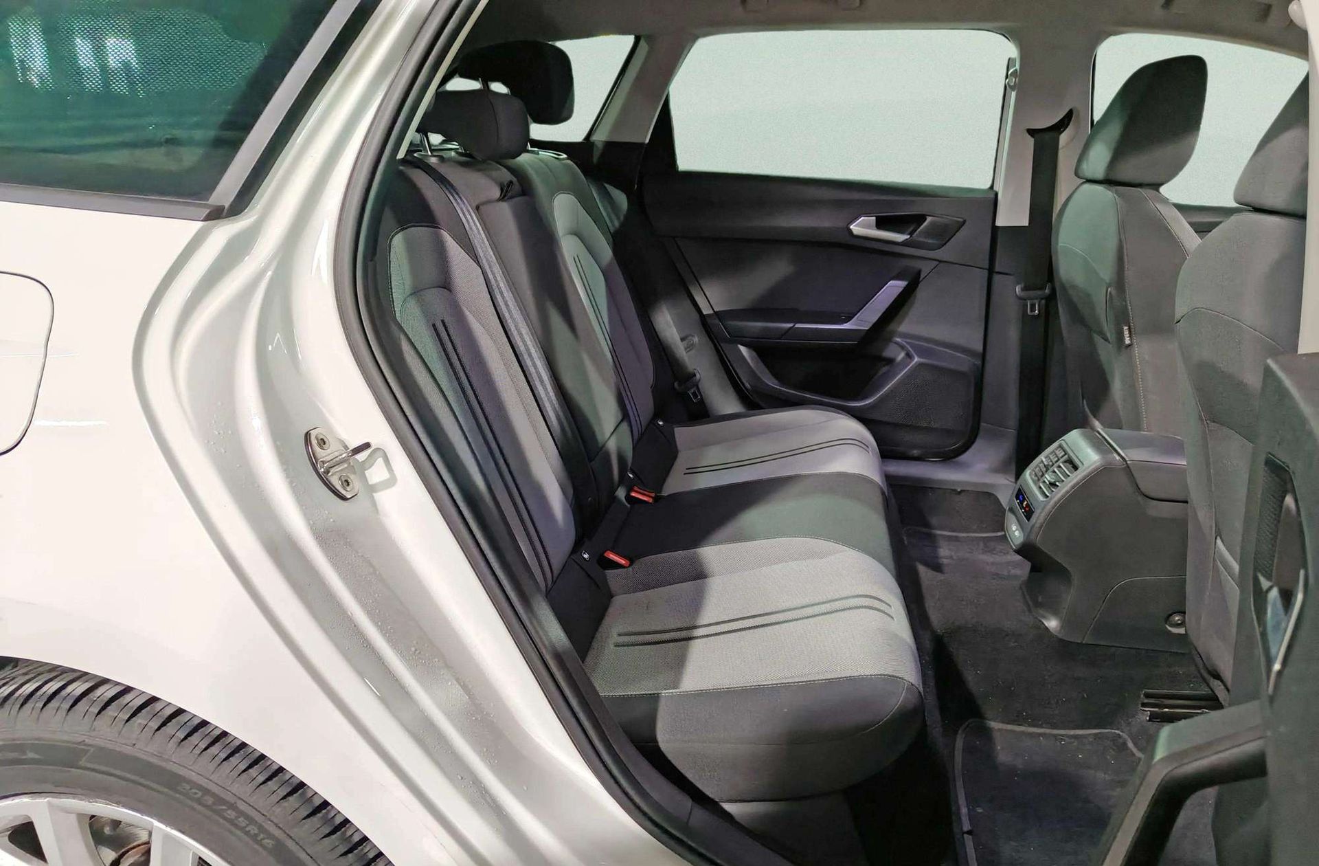 SEAT León ST 2.0 TDI Style Go DSG - foto 14
