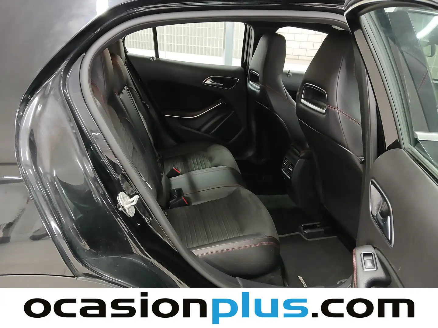 Foto Mercedes GLA Mercedes-Benz GLA 220 d 4Matic (177 CV) Pack AMG