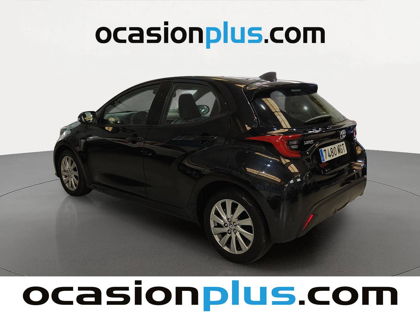 Foto trasera Toyota Yaris Toyota Yaris 120H Active Tech (116 CV) izquierda