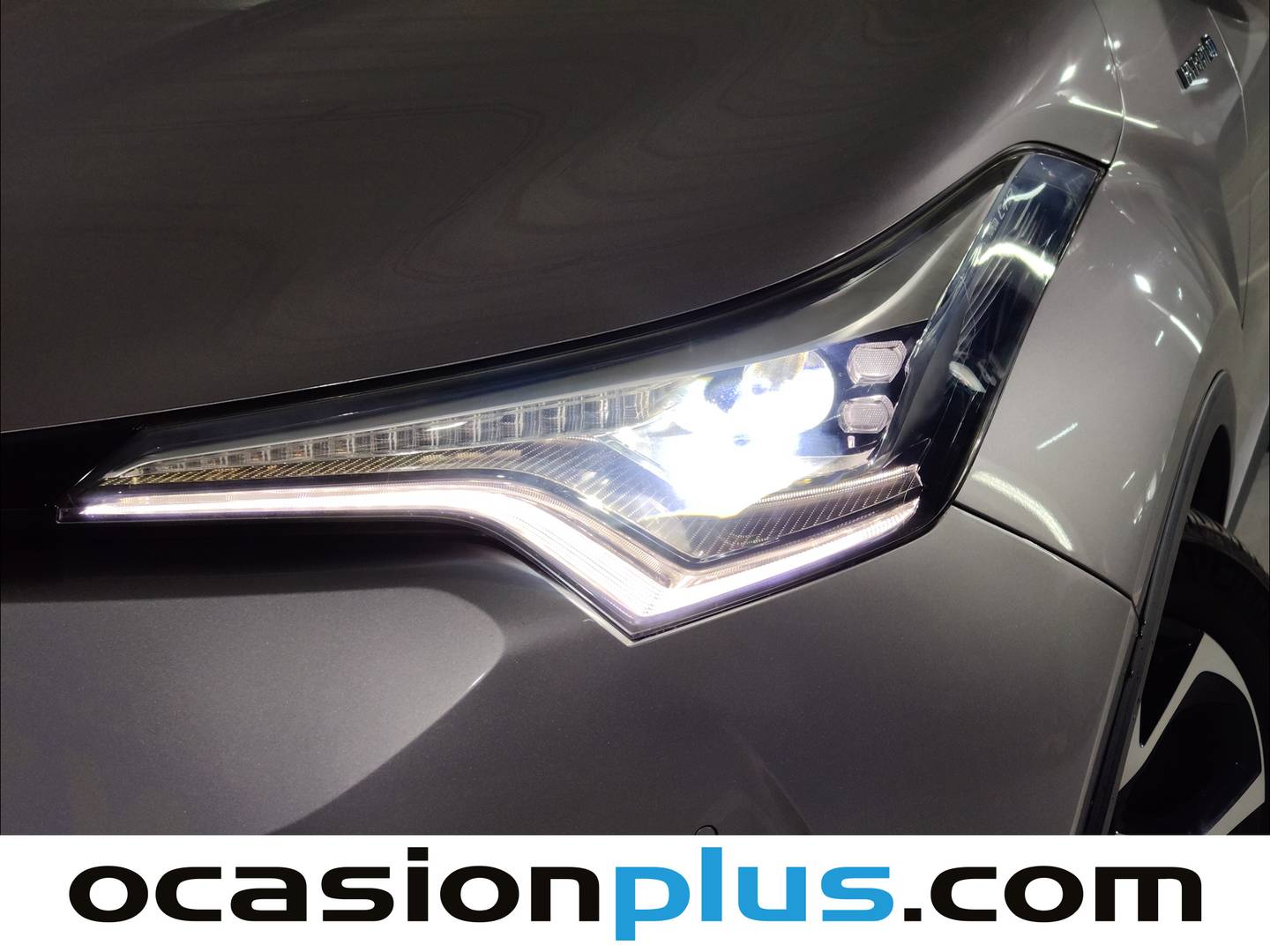 Paquetes del Toyota C-HR Toyota C-HR 1.8 125H Advance (122 CV)