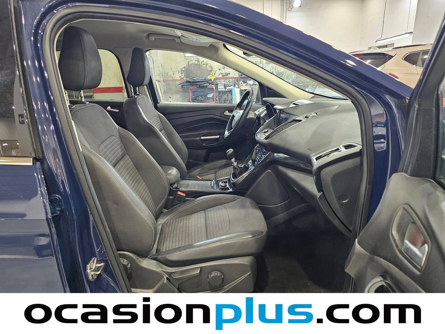 Foto Ford Kuga Ford Kuga 2.0 TDCI Titanium Limited Edition 4x2 (120 CV)