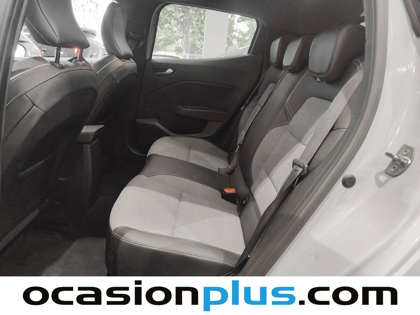 Foto asientos traseros Renault Clio Renault Clio Techno TCe (90 CV)