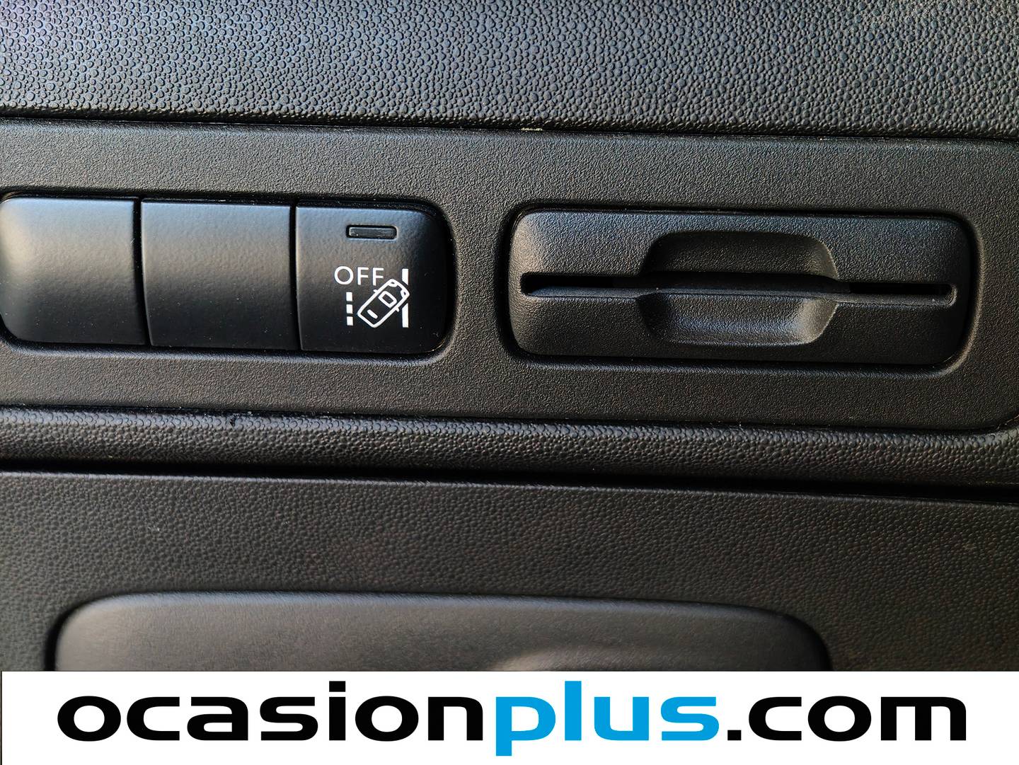 Acabados Citroën C3 Aircross Citroën C3 Aircross PureTech 130 Shine Pack EAT6 (131 CV)