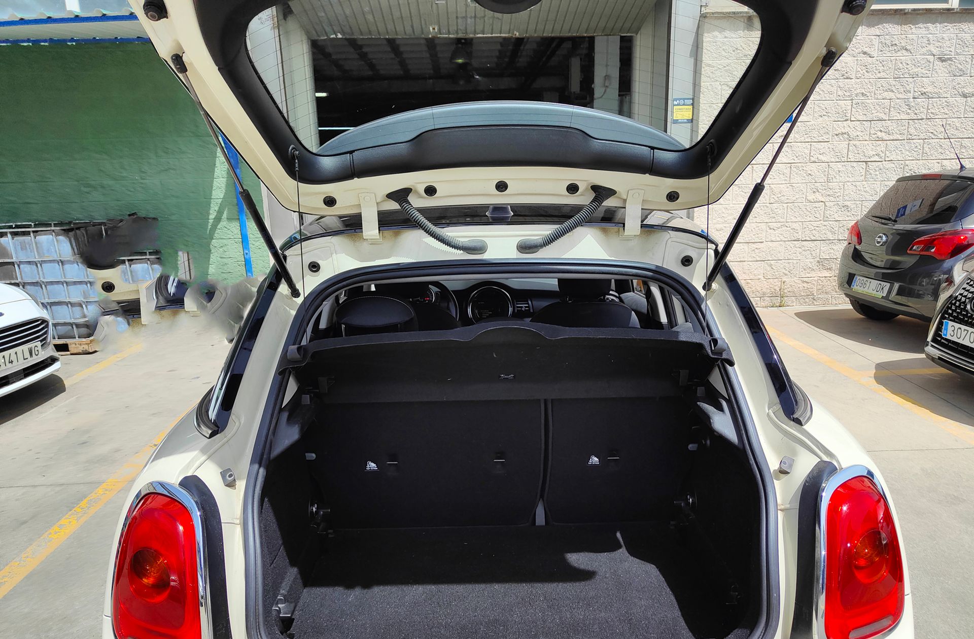MINI Cooper One - foto 12