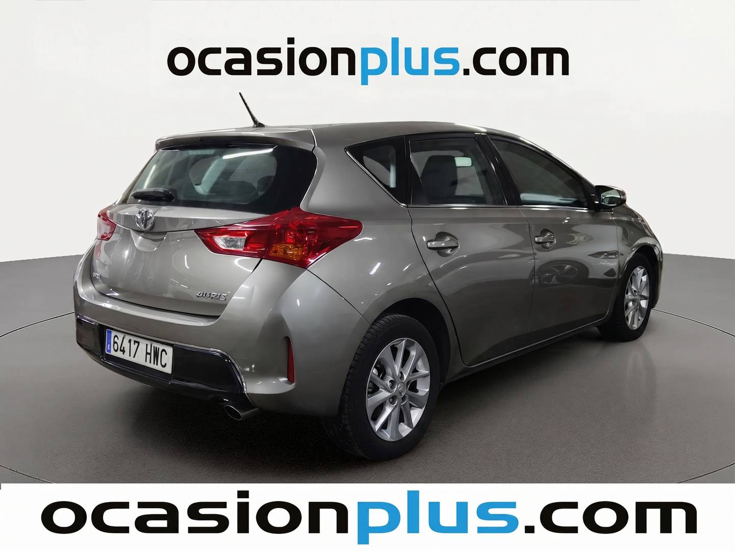 Foto trasera Toyota Auris Toyota Auris 120D Active (124 CV) derecha