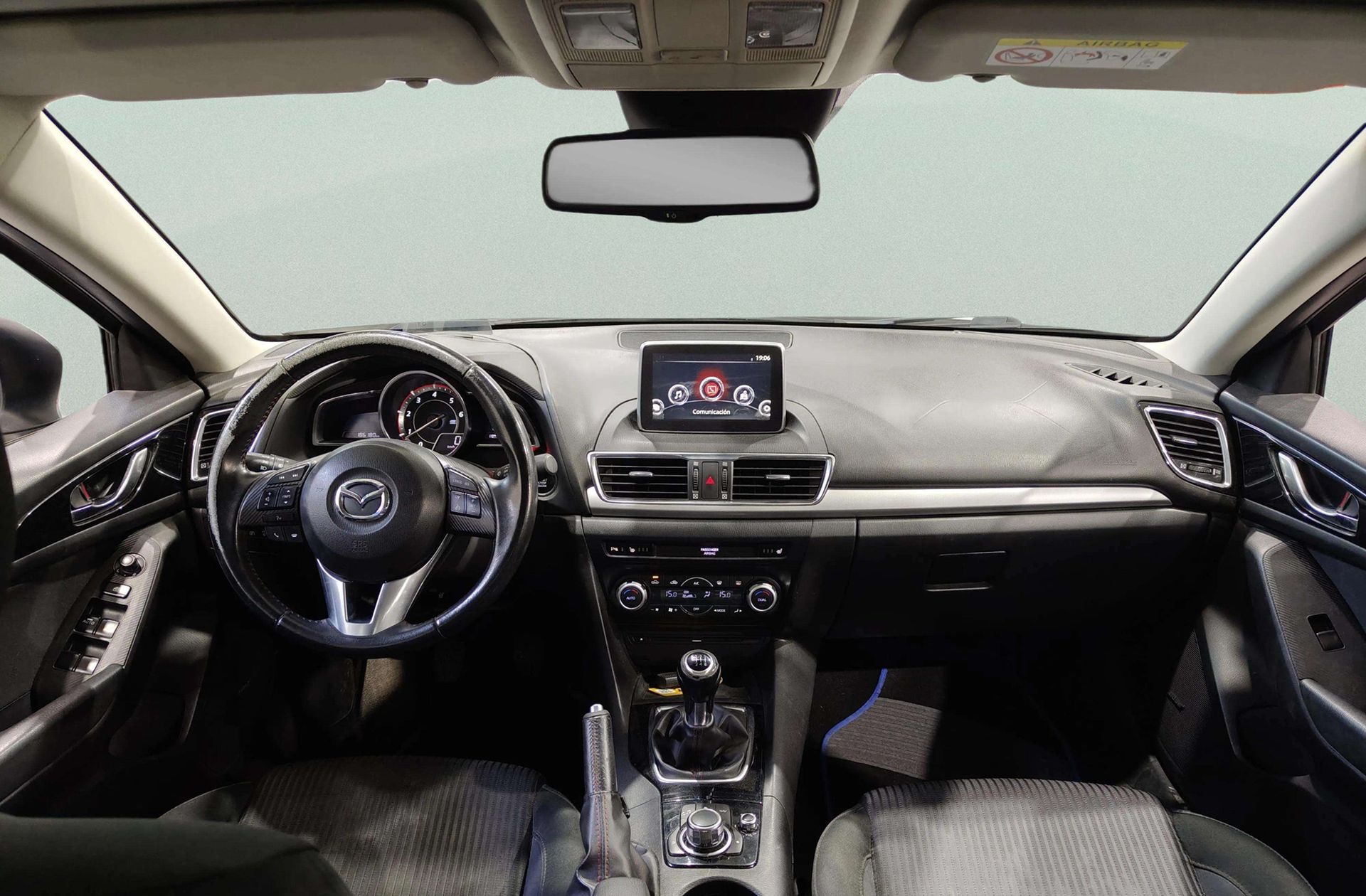 Mazda Mazda3 2.2 DE Sedan Luxury - foto 6