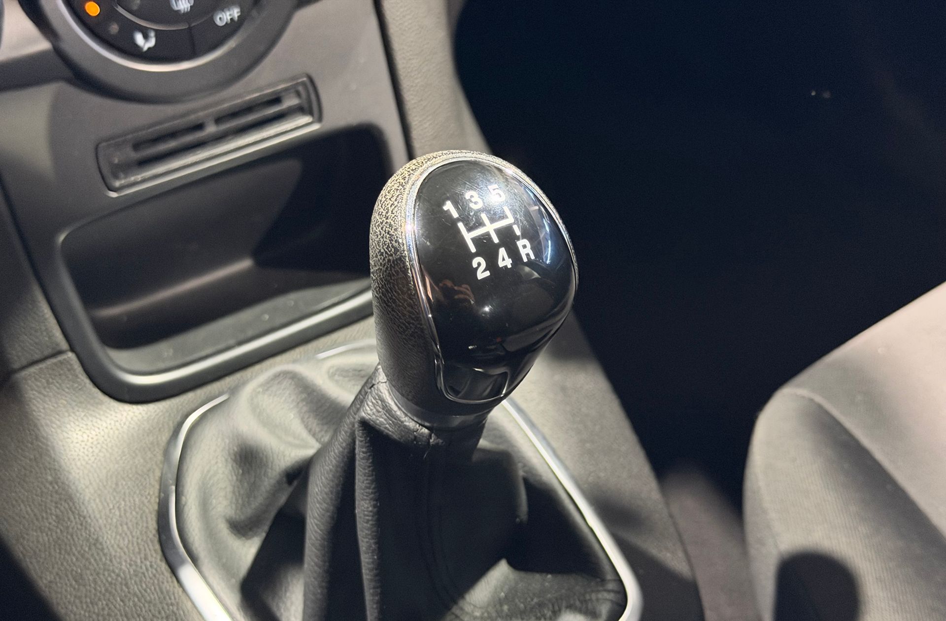 Ford Fiesta 1.0 EcoBoost Trend - foto 5