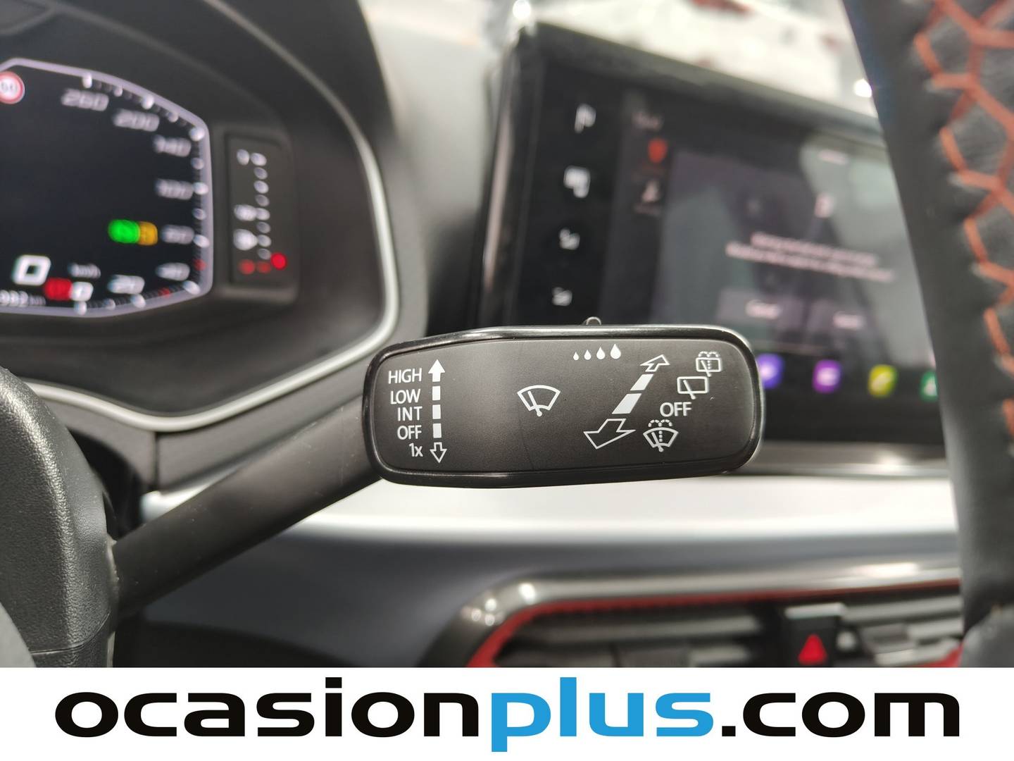 Foto Seat Arona SEAT Arona 1.5 TSI FR XL DSG  (150 CV)