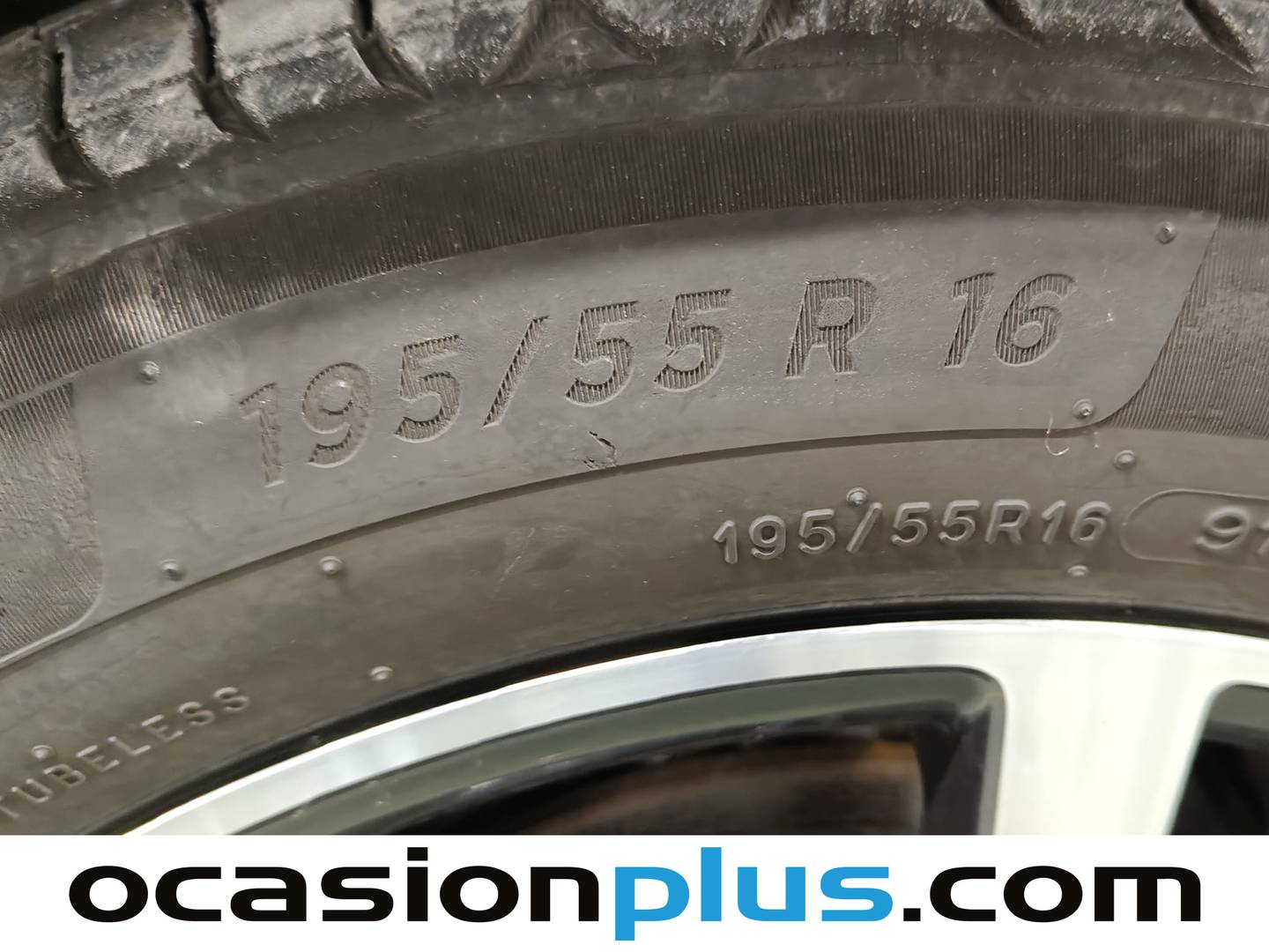 Foto Peugeot 208 Peugeot 208 PureTech 100 Allure (100 CV)