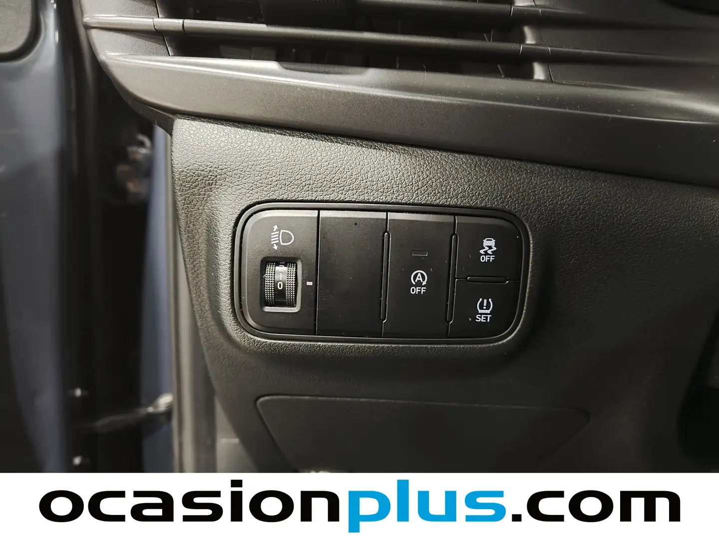 Foto Hyundai Bayon Hyundai Bayon 1.2 MPI Essence  (84 CV)