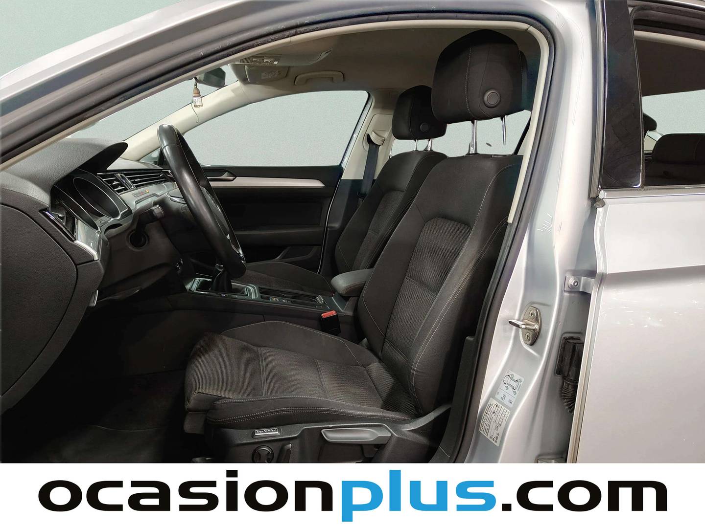 Foto asientos delanteros Volkswagen Passat Volkswagen Passat Advance 2.0 TDI BMT (150 CV)
