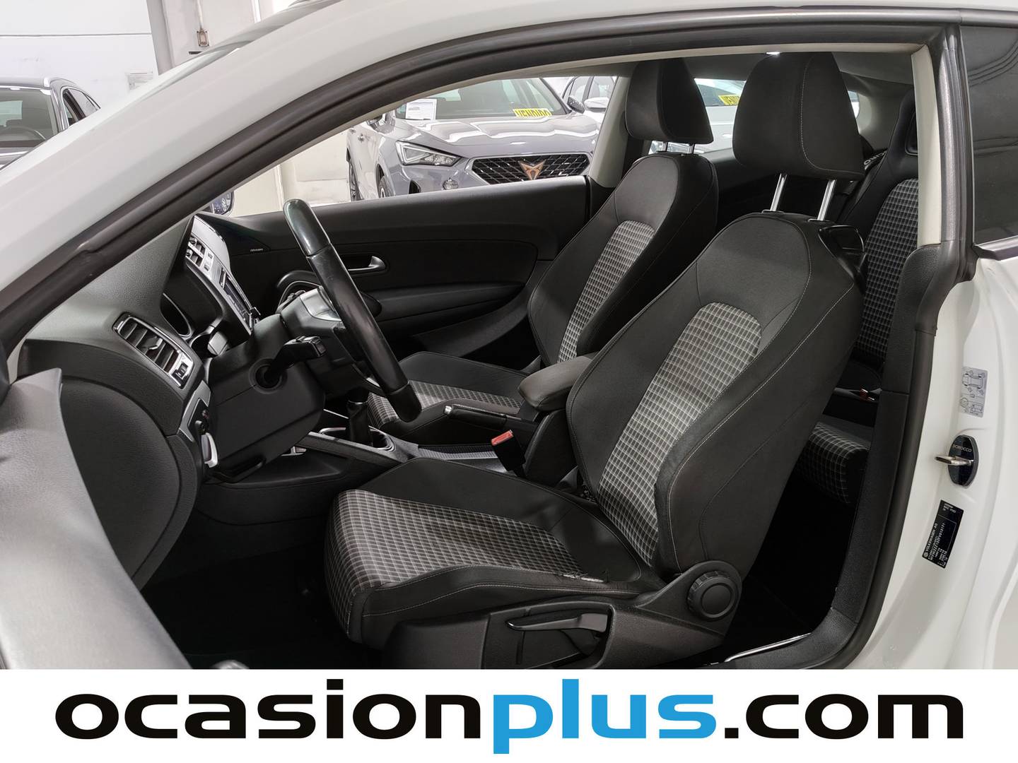 Foto asientos delanteros Volkswagen Scirocco Volkswagen Scirocco R-Line 1.4 TSI BMT (125 CV)