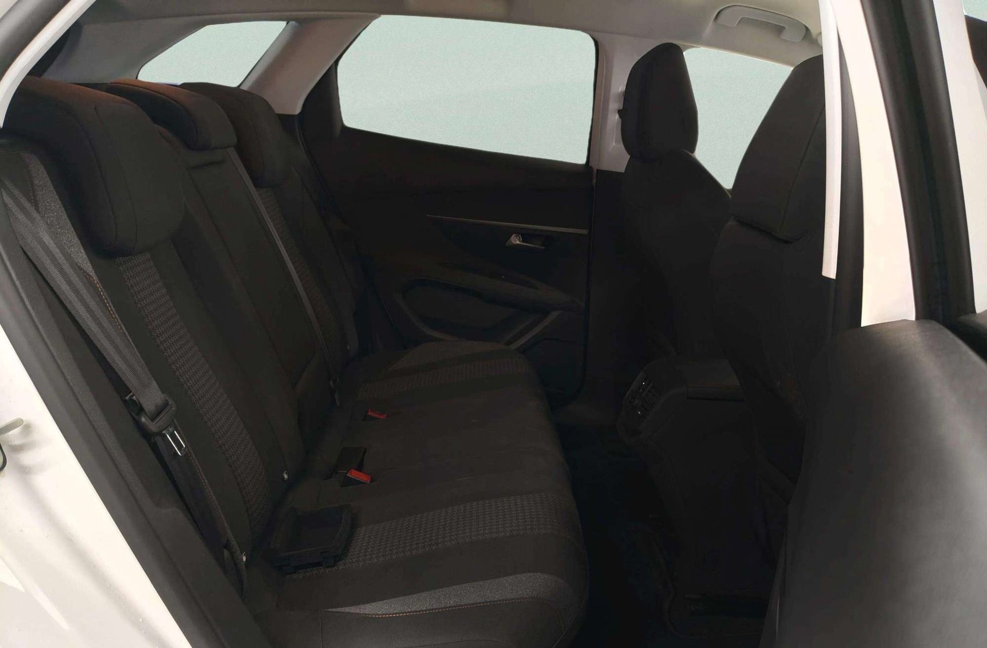 Peugeot 3008 BlueHDi 130 Active - foto 16