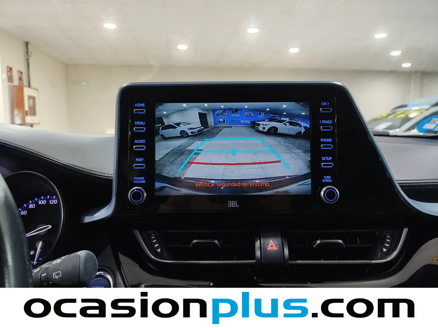 Foto Toyota C-HR Toyota C-HR 180H Advance Luxury (184 CV)