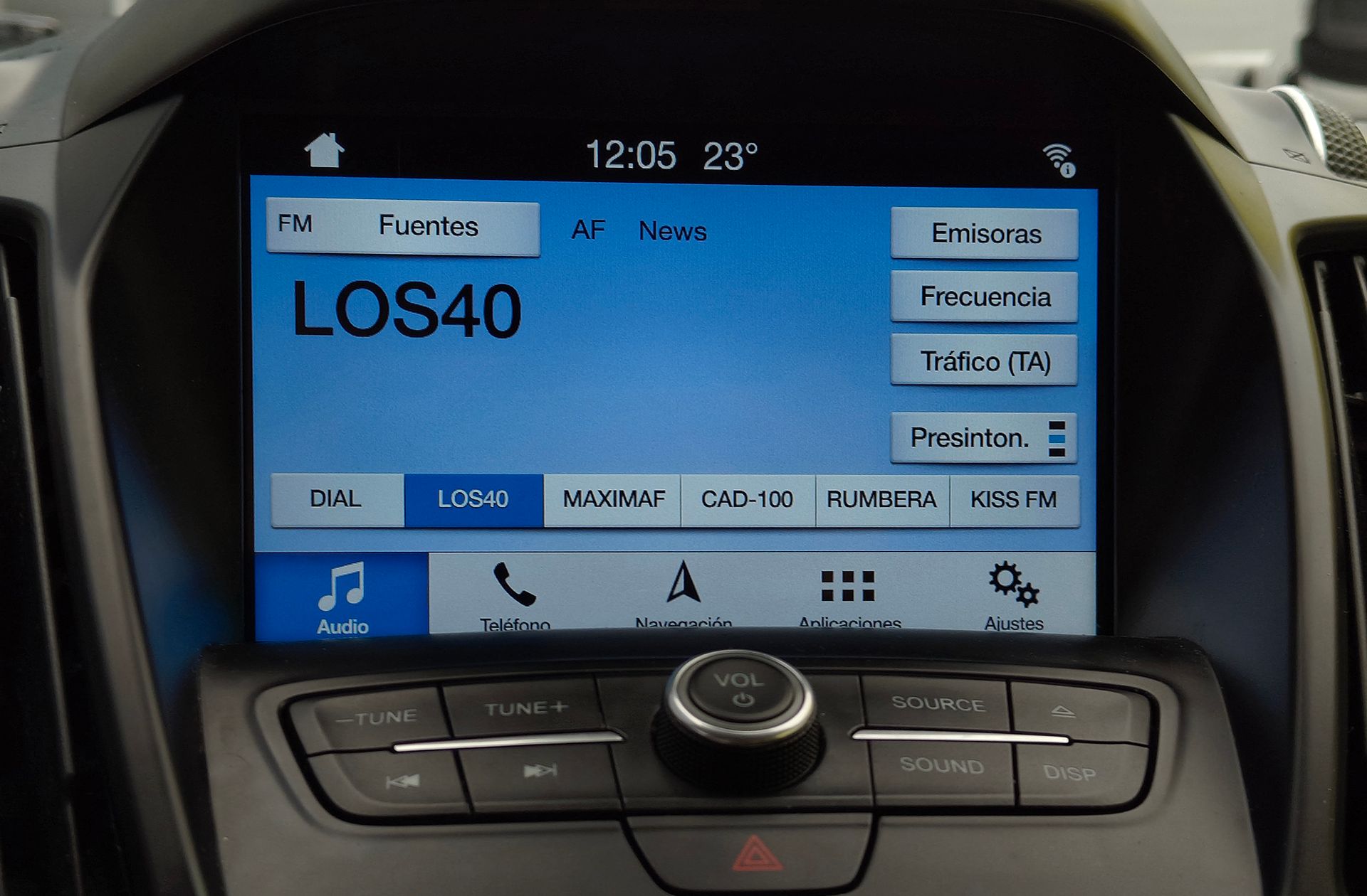 Ford Kuga 1.5 EcoBoost Trend 4x2 - foto 31