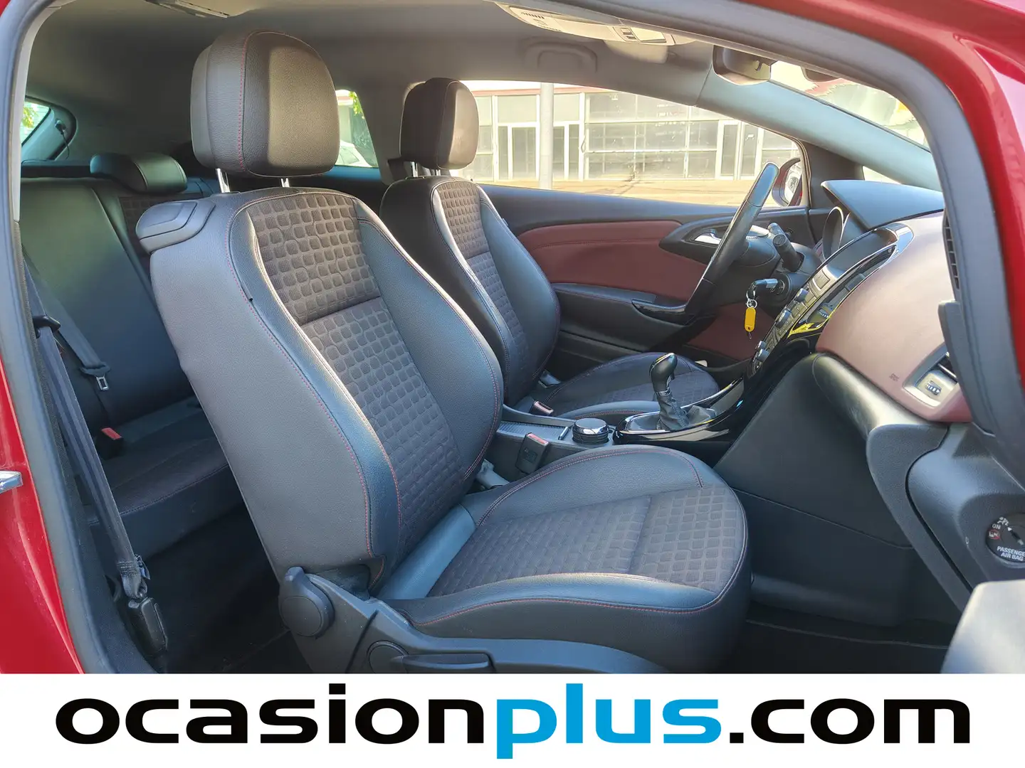 Foto Opel GTC Opel Astra 1.6 Turbo S&S Sportive (200 CV)