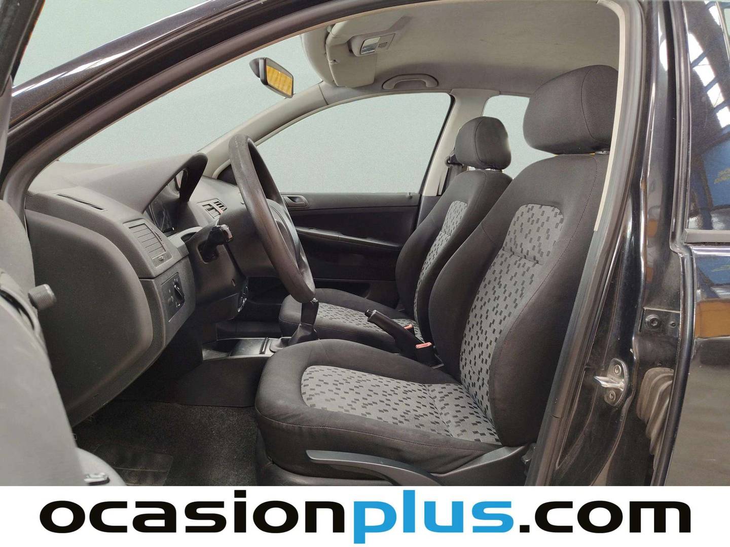 Foto asientos delanteros Skoda Fabia Skoda Fabia 1.2 Young (64 CV)