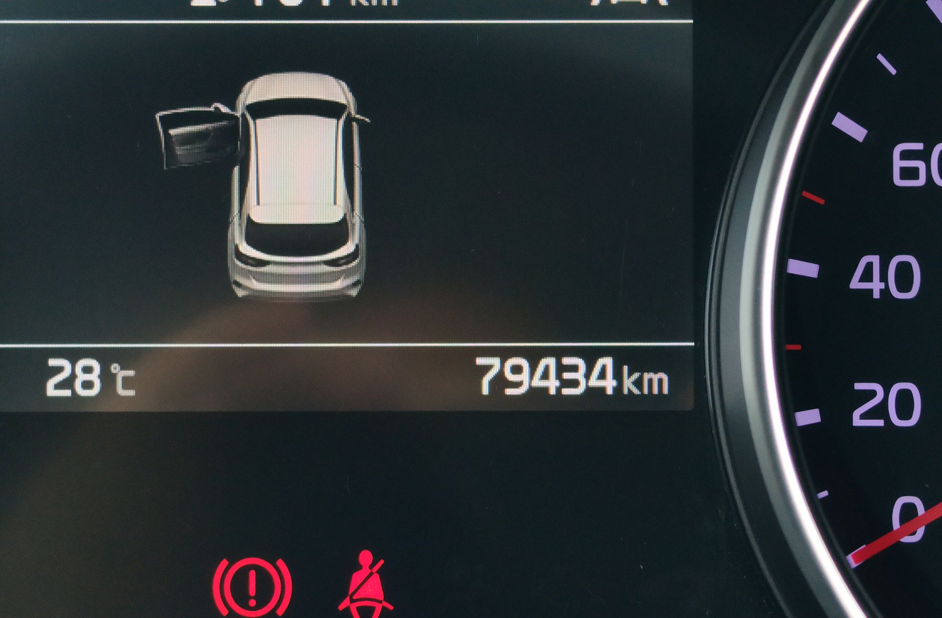 Kia XCeed 1.4 T-GDi Tech - foto 11
