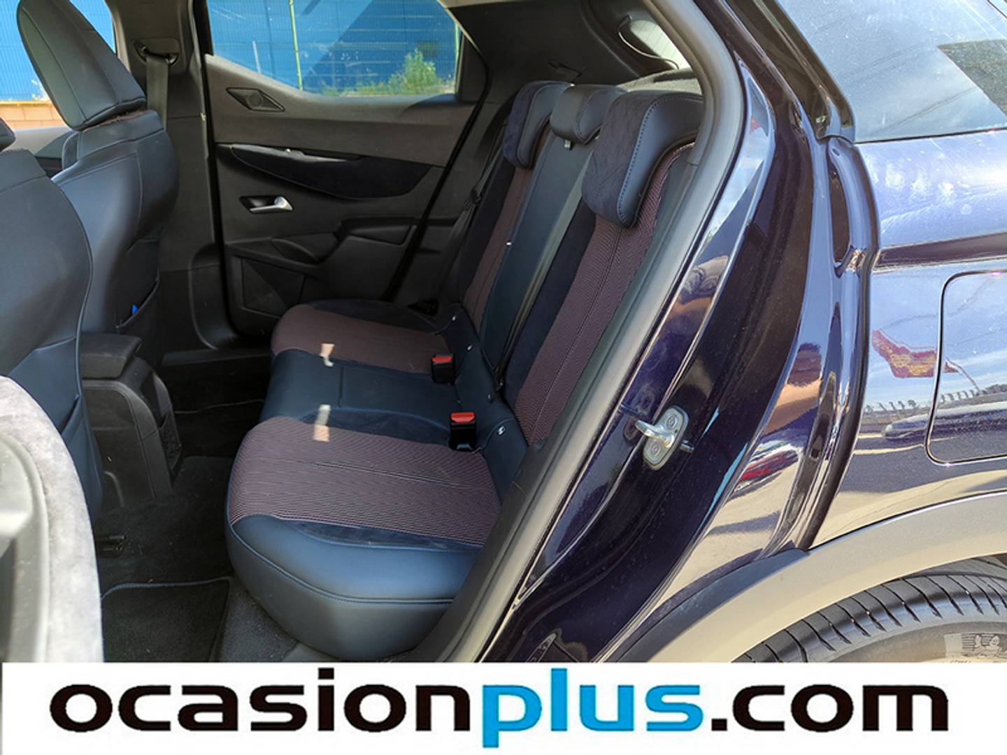 Foto DS DS 3 Crossback DS DS3 Crossback BlueHDi 130 Ines de la Fressange Auto (131 CV)